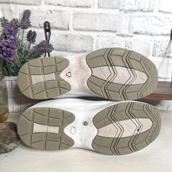 Easy Spirit Romy Leather Sneakers Size 9 - Picture 6 of 7